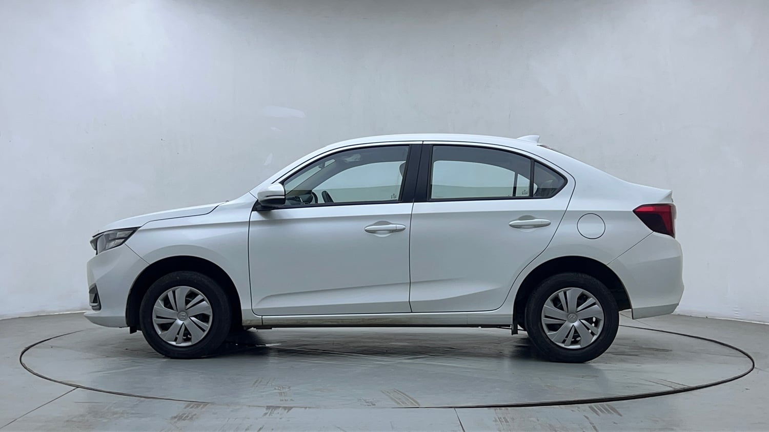 Used 2024 Honda Amaze S 1.2 Petrol CVT Petrol Automatic exterior LEFT SIDE VIEW
