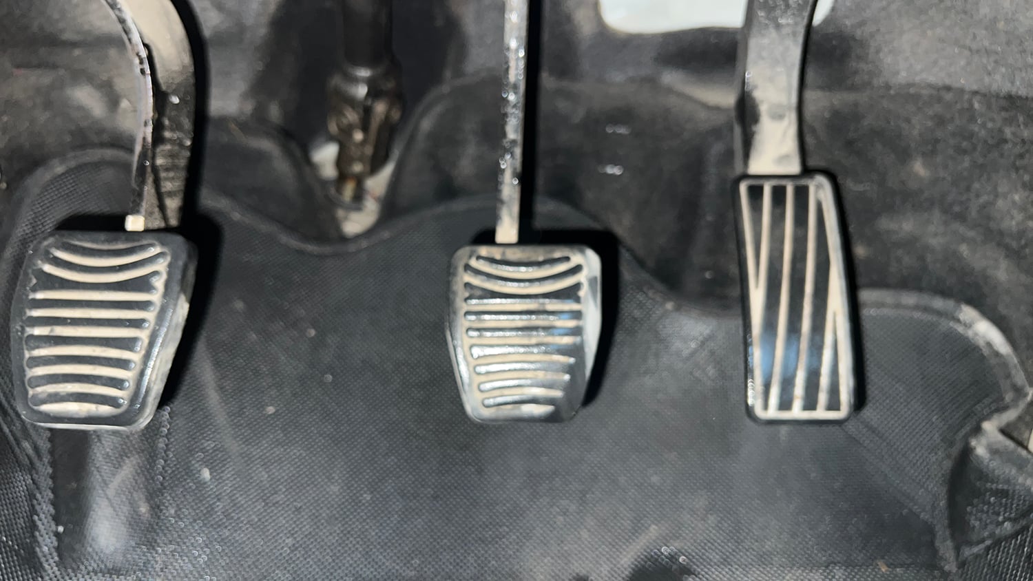 Used 2019 Mahindra XUV 300 1.2 W6 Petrol Manual interior PEDALS VIEW