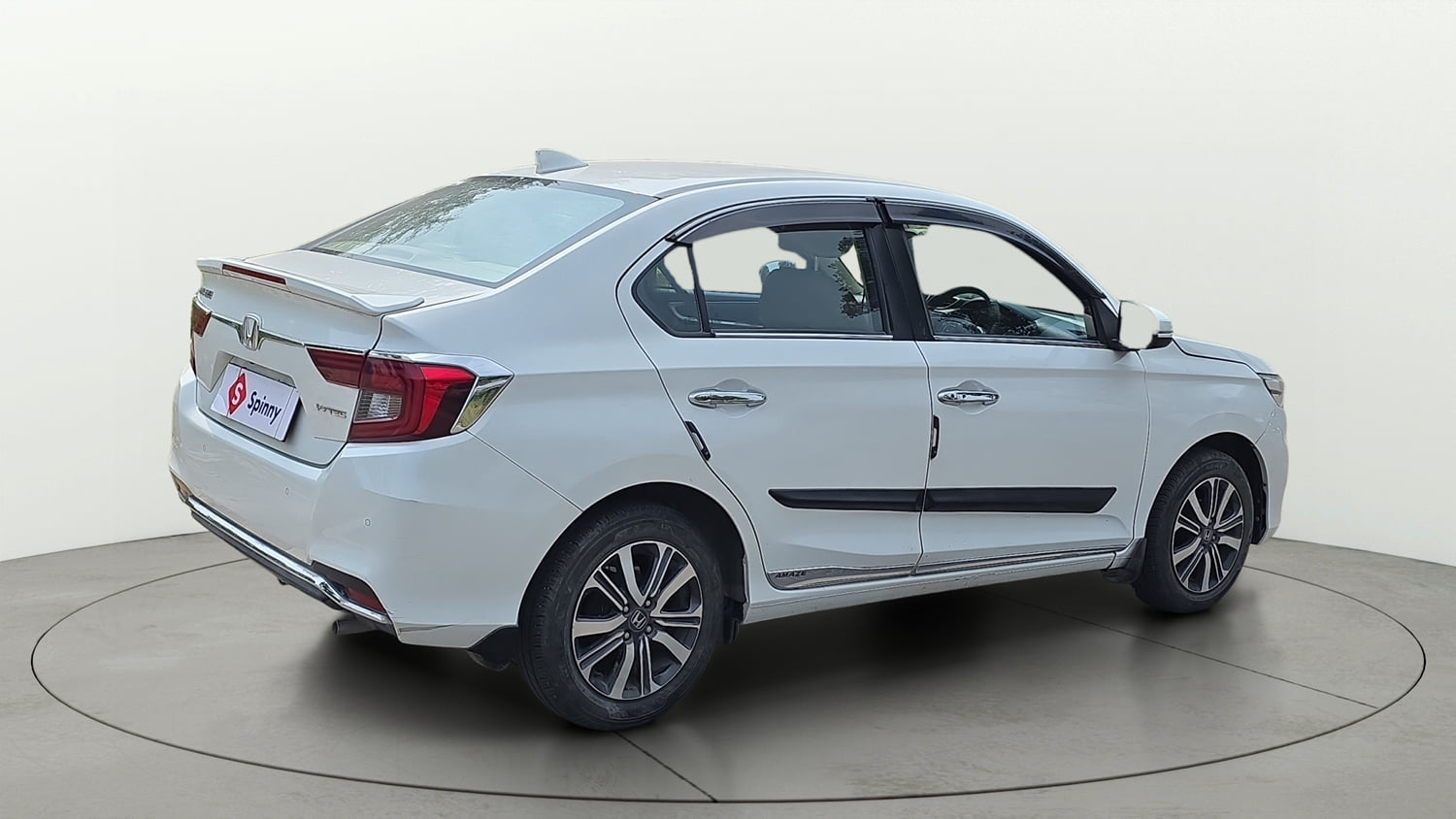 Used 2023 Honda Amaze VX 1.2 Petrol MT Petrol Manual exterior RIGHT REAR CORNER VIEW