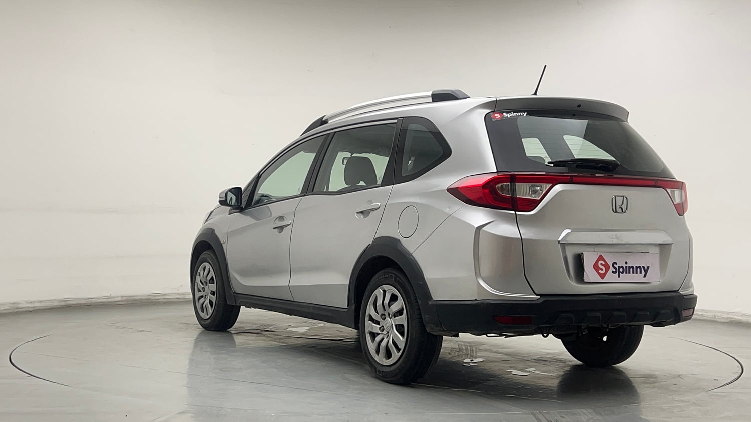 Used 2016 Honda BR-V S Petrol Petrol Manual exterior LEFT REAR CORNER VIEW