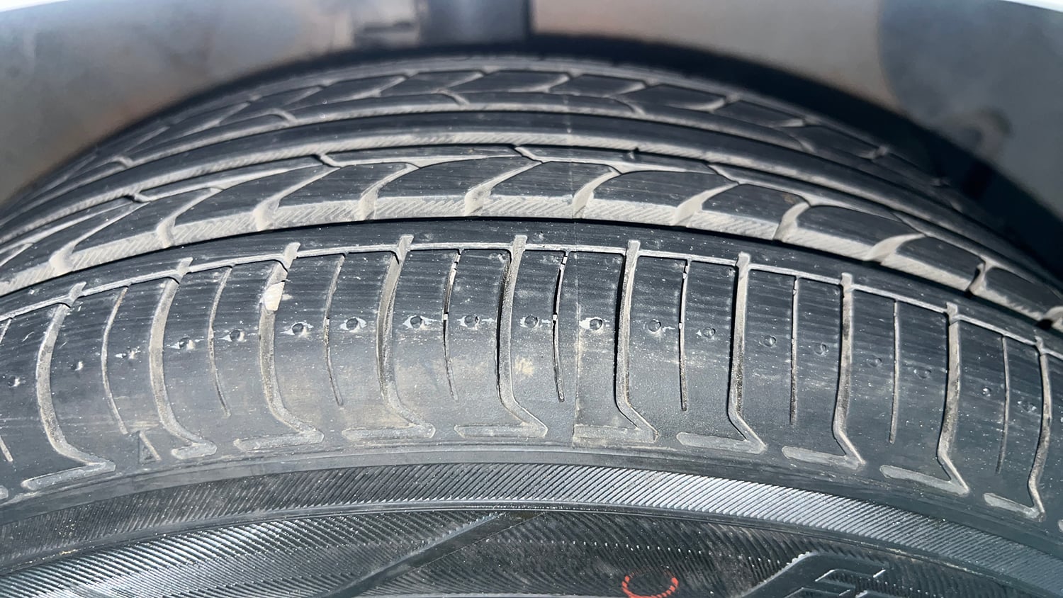 Used 2017 Hyundai Xcent S 1.1 CRDi Diesel Manual tyres RIGHT FRONT TYRE TREAD VIEW