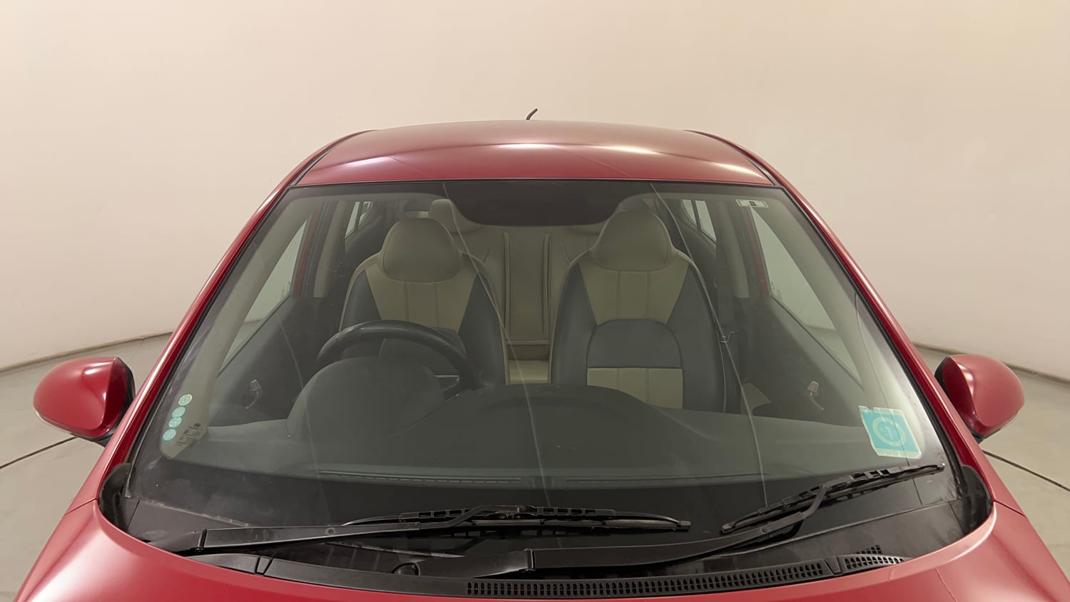 Used 2014 Hyundai Xcent S 1.2 Petrol Manual exterior FRONT WINDSHIELD VIEW