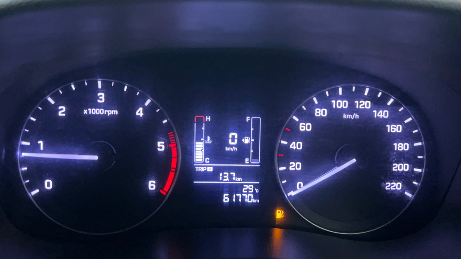 Used 2016 Hyundai Creta 1.6 SX Diesel Manual interior CLUSTERMETER VIEW