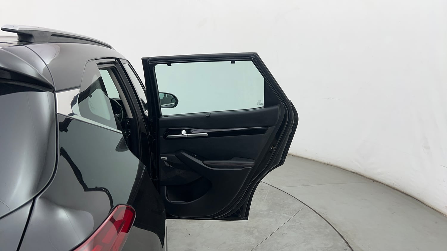 Used 2021 Kia Seltos GTX Plus 1.4 DCT Petrol Automatic interior RIGHT REAR DOOR OPEN VIEW