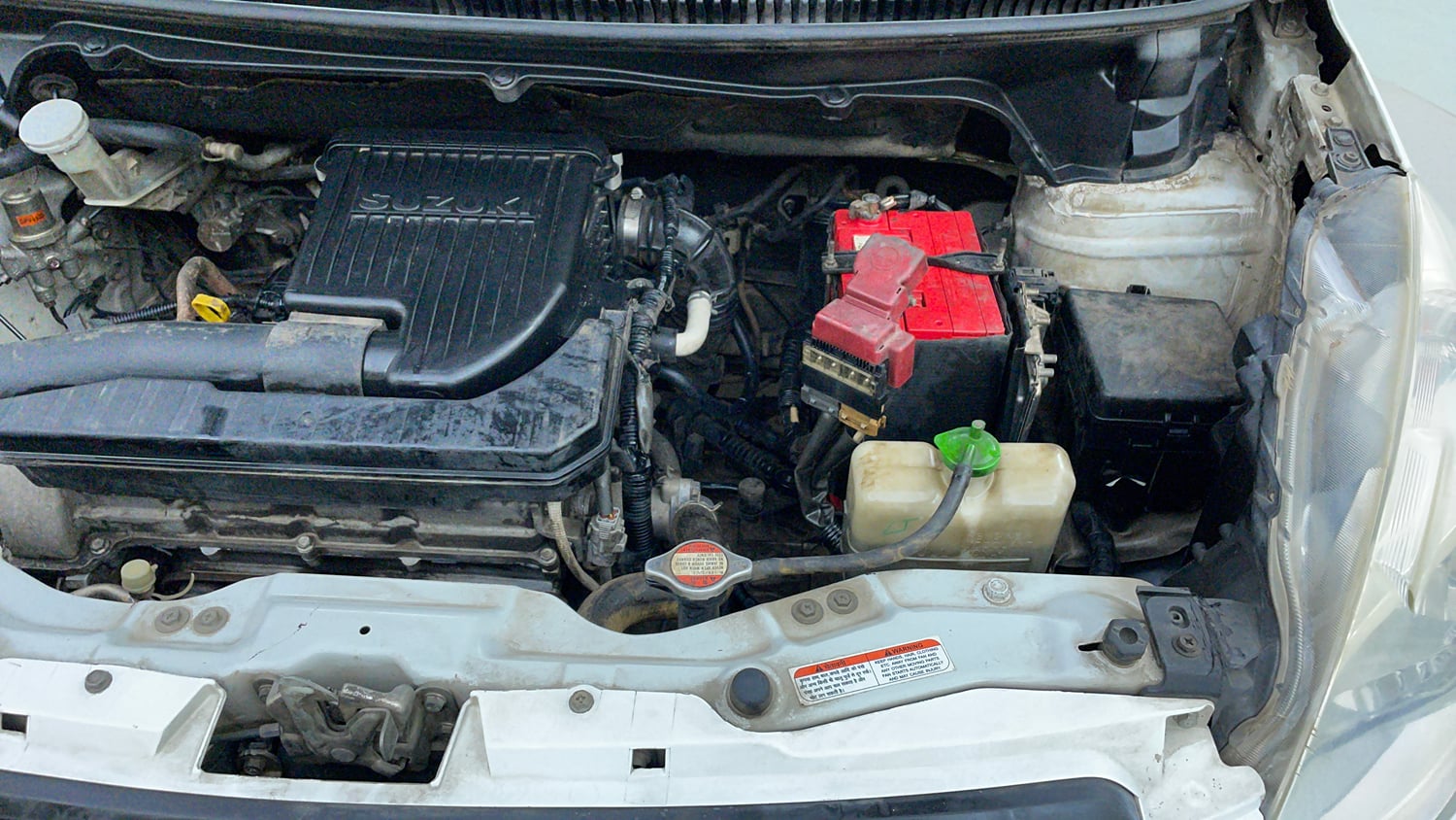 Used 2013 Maruti Suzuki Ertiga Vxi Petrol Manual engine ENGINE LEFT SIDE VIEW