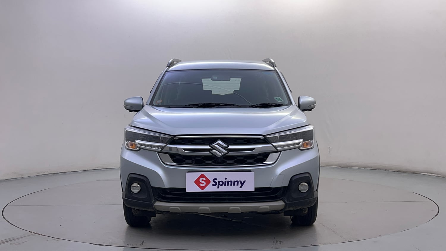 Used 2023 Maruti Suzuki XL6 Alpha MT Petrol Petrol Manual exterior FRONT VIEW