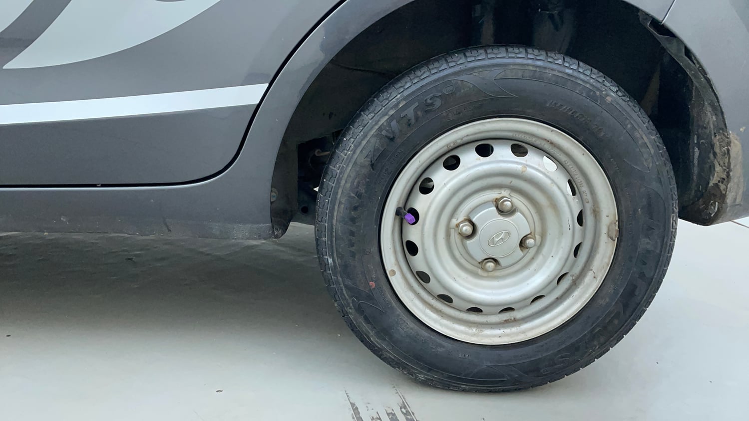 Used 2021 Hyundai Santro Magna Petrol Manual tyres LEFT REAR TYRE RIM VIEW