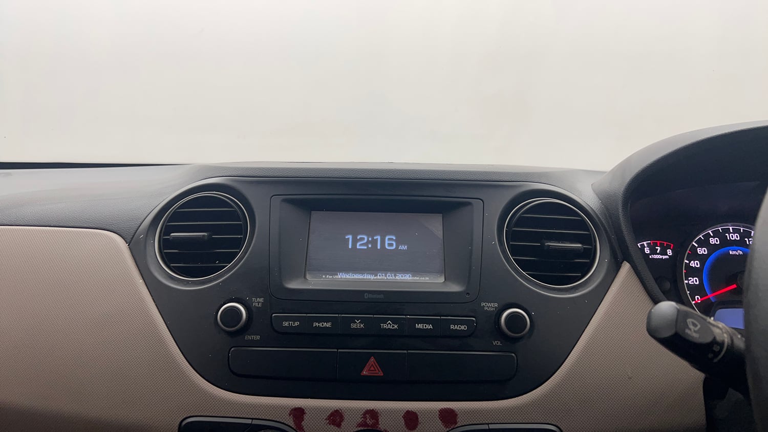 Used 2017 Hyundai Grand i10 Sportz 1.2 Kappa VTVT Petrol Manual top_features Touch screen infotainment system