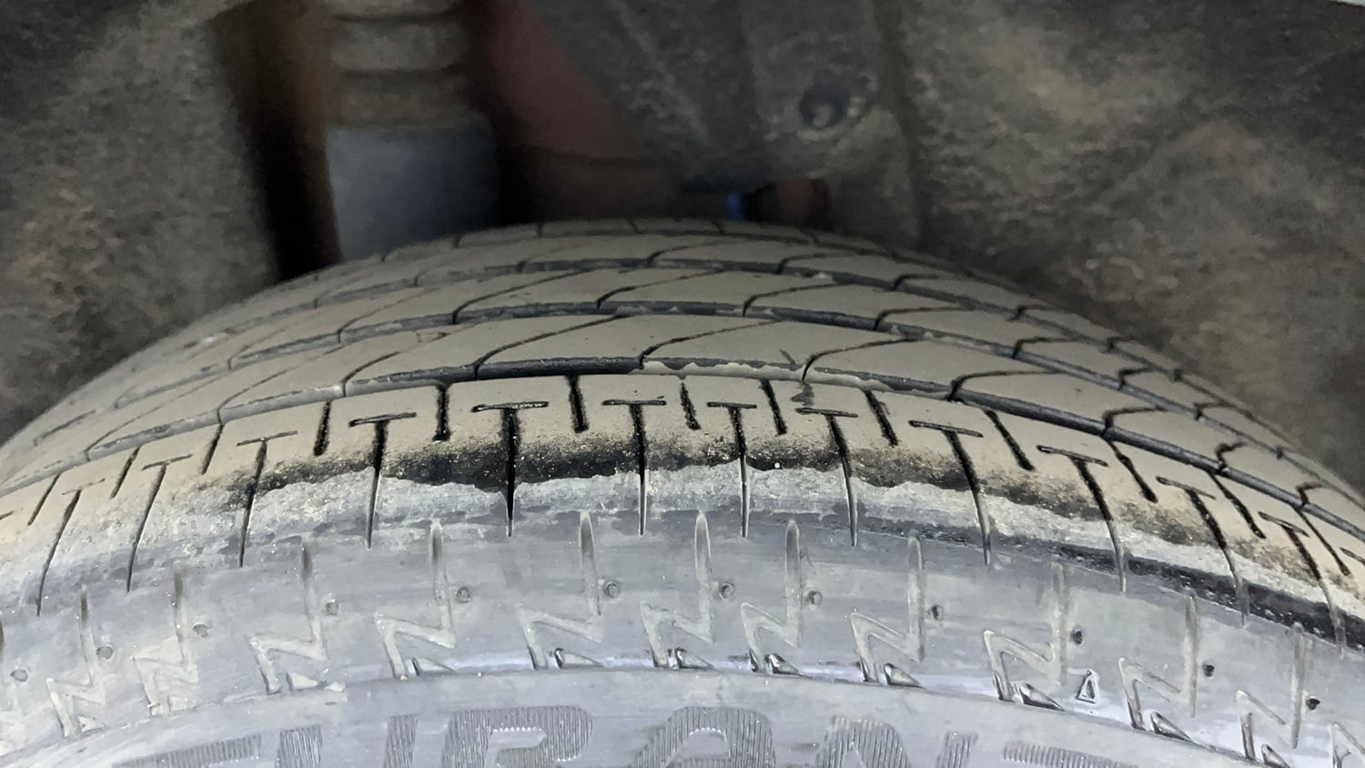 Used 2021 BMW X1 sDrive20i xLine Petrol Automatic tyres RIGHT REAR TYRE TREAD VIEW