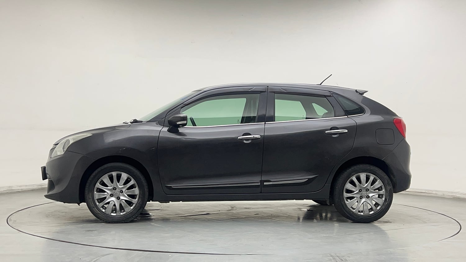 Used 2016 Maruti Suzuki Baleno Zeta 1.2 AT Petrol Automatic exterior LEFT SIDE VIEW