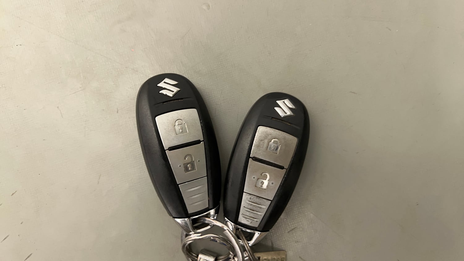 Used 2019 Maruti Suzuki Vitara Brezza [2016-2020] ZDi Plus Diesel Manual extra CAR KEY VIEW