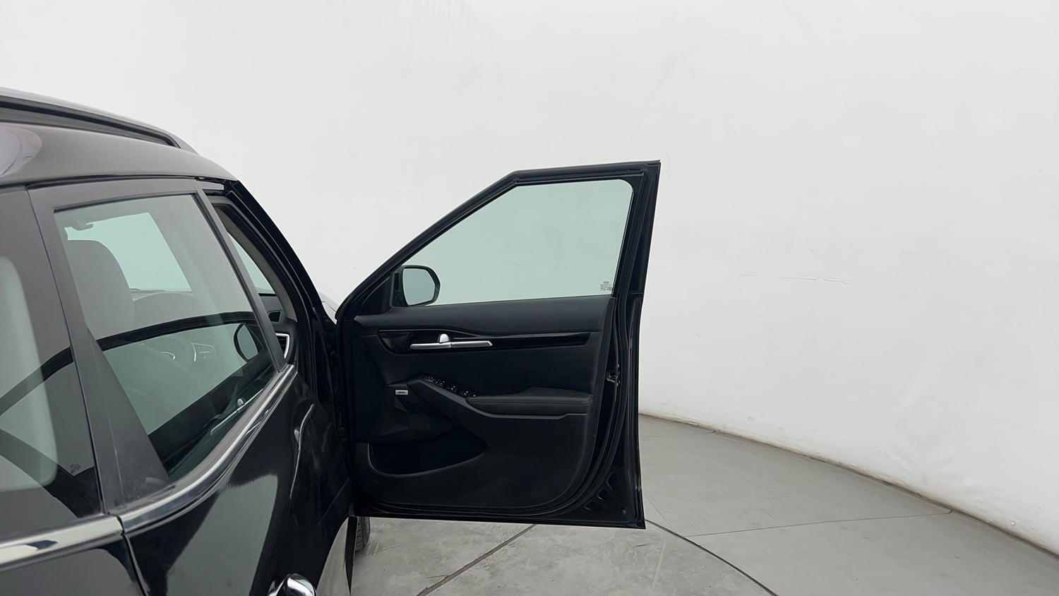 Used 2021 Kia Seltos GTX Plus 1.4 DCT Petrol Automatic interior RIGHT FRONT DOOR OPEN VIEW
