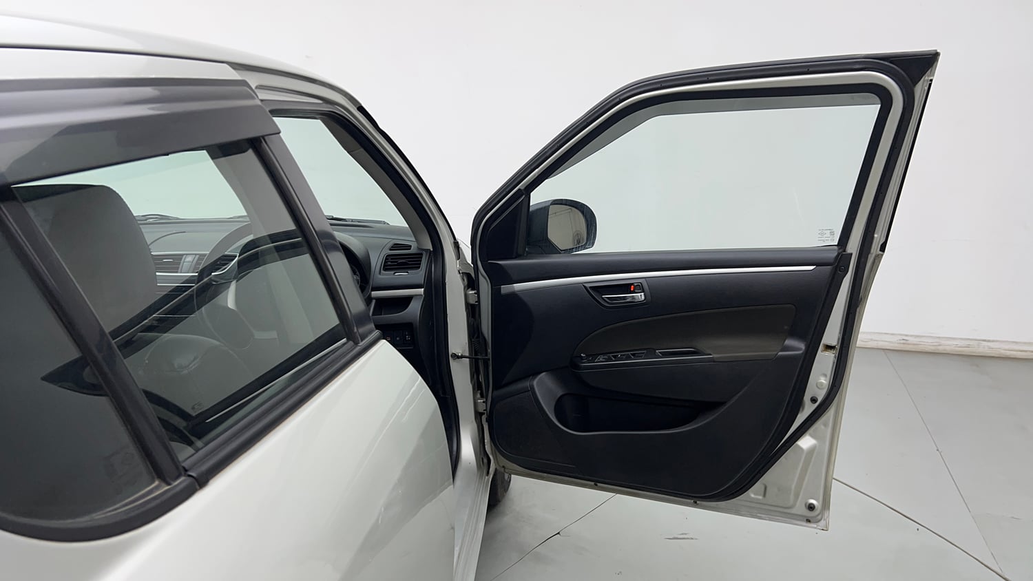Used 2015 Maruti Suzuki Swift VXi Petrol Manual interior RIGHT FRONT DOOR OPEN VIEW