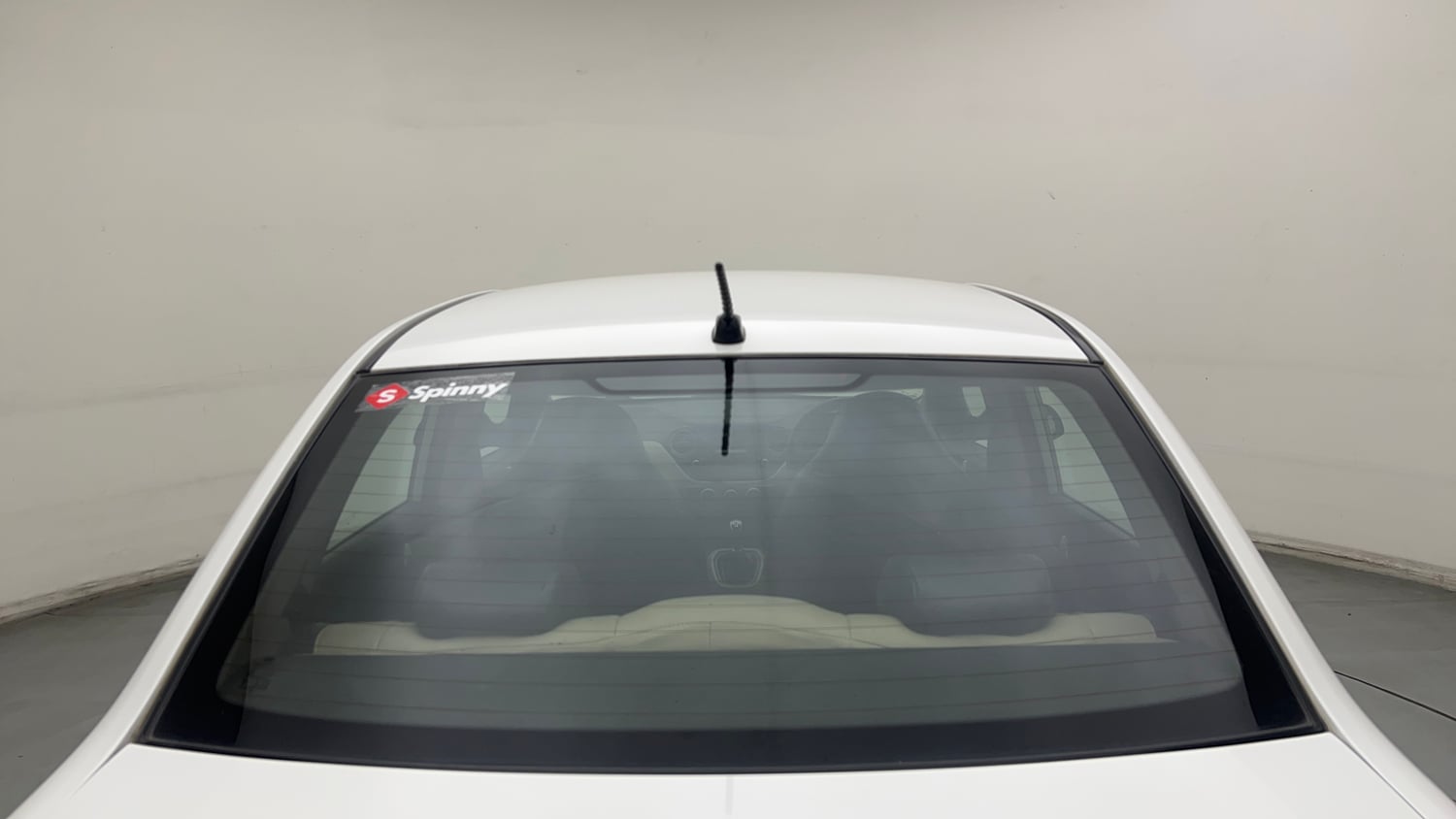 Used 2017 Hyundai Xcent S 1.1 CRDi Diesel Manual exterior BACK WINDSHIELD VIEW