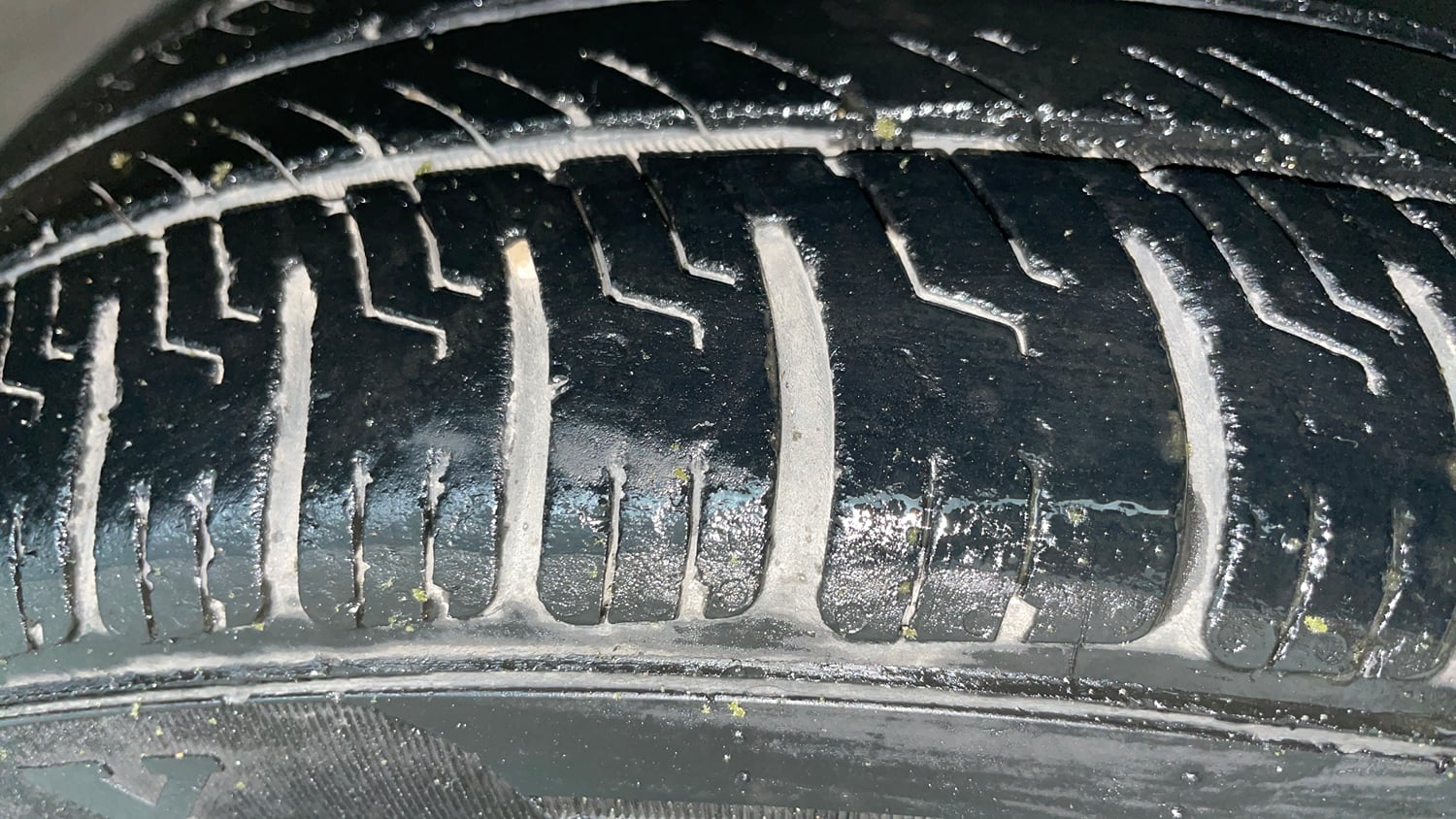 Used 2017 Honda Amaze 1.2 SX i-VTEC Petrol Manual tyres RIGHT FRONT TYRE TREAD VIEW