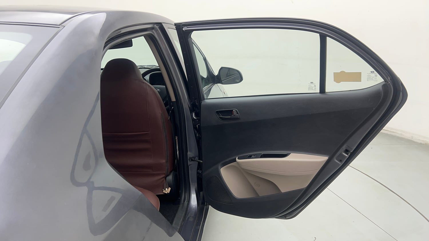 Used 2018 Hyundai Xcent E+ CNG (Outside Fitted) Cng Manual interior RIGHT REAR DOOR OPEN VIEW