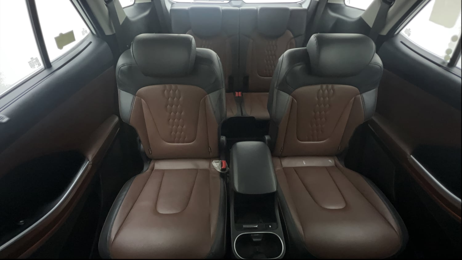 Used 2022 Hyundai Alcazar Signature (O) 6 STR 1.5 Diesel AT Diesel Automatic interior REAR SEAT CONDITION VIEW