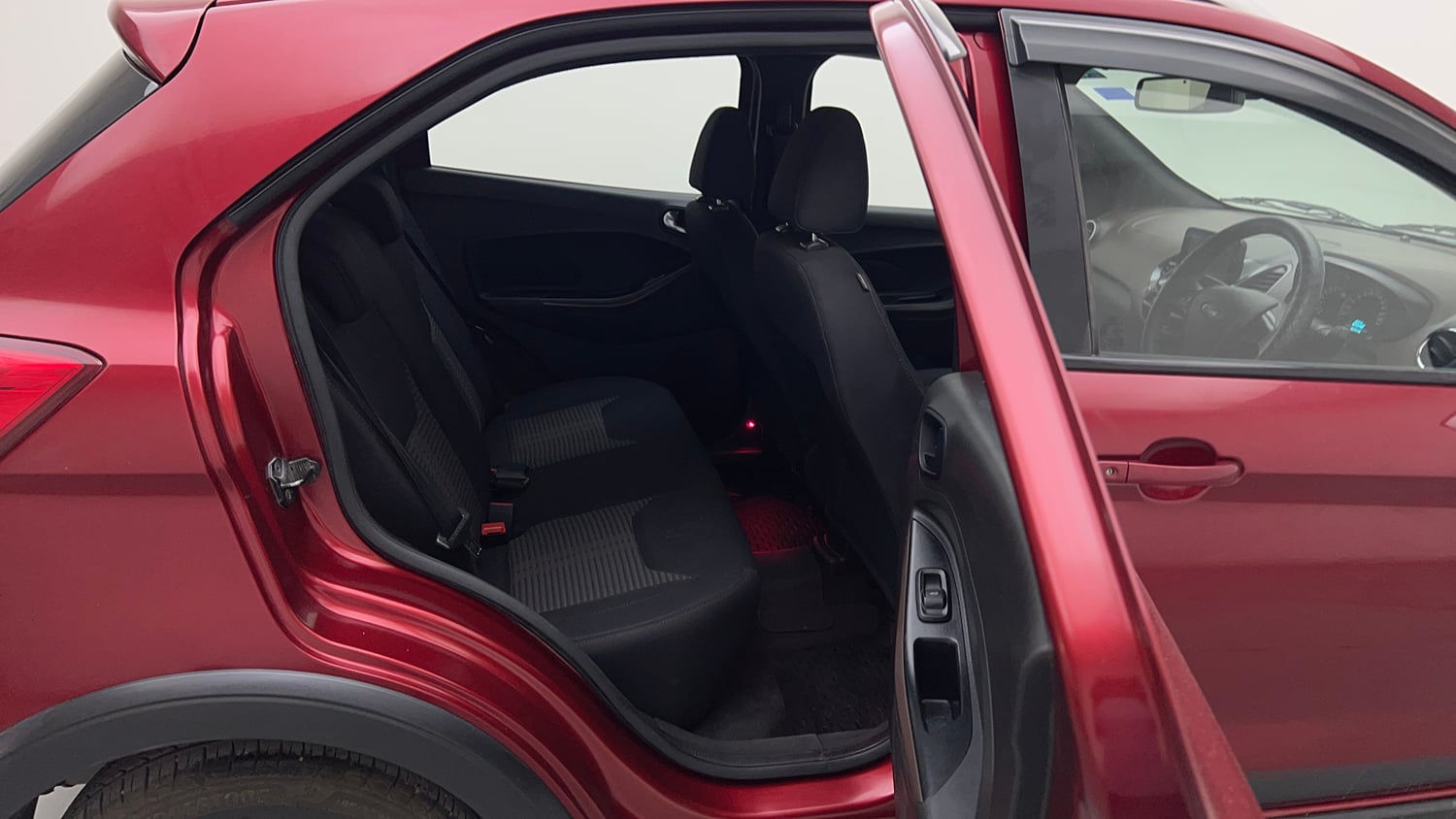 Used 2019 Ford Freestyle Titanium Plus 1.2 Ti-VCT Petrol Manual interior RIGHT SIDE REAR DOOR CABIN VIEW