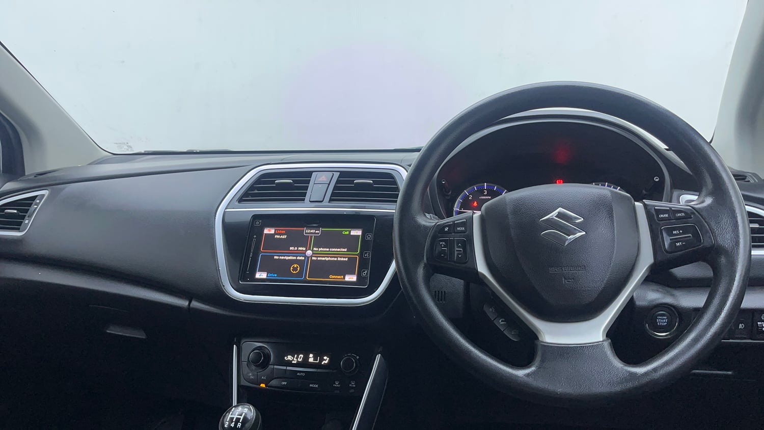 Used 2018 Maruti Suzuki S-Cross Zeta 1.3 Diesel Manual interior DASHBOARD VIEW