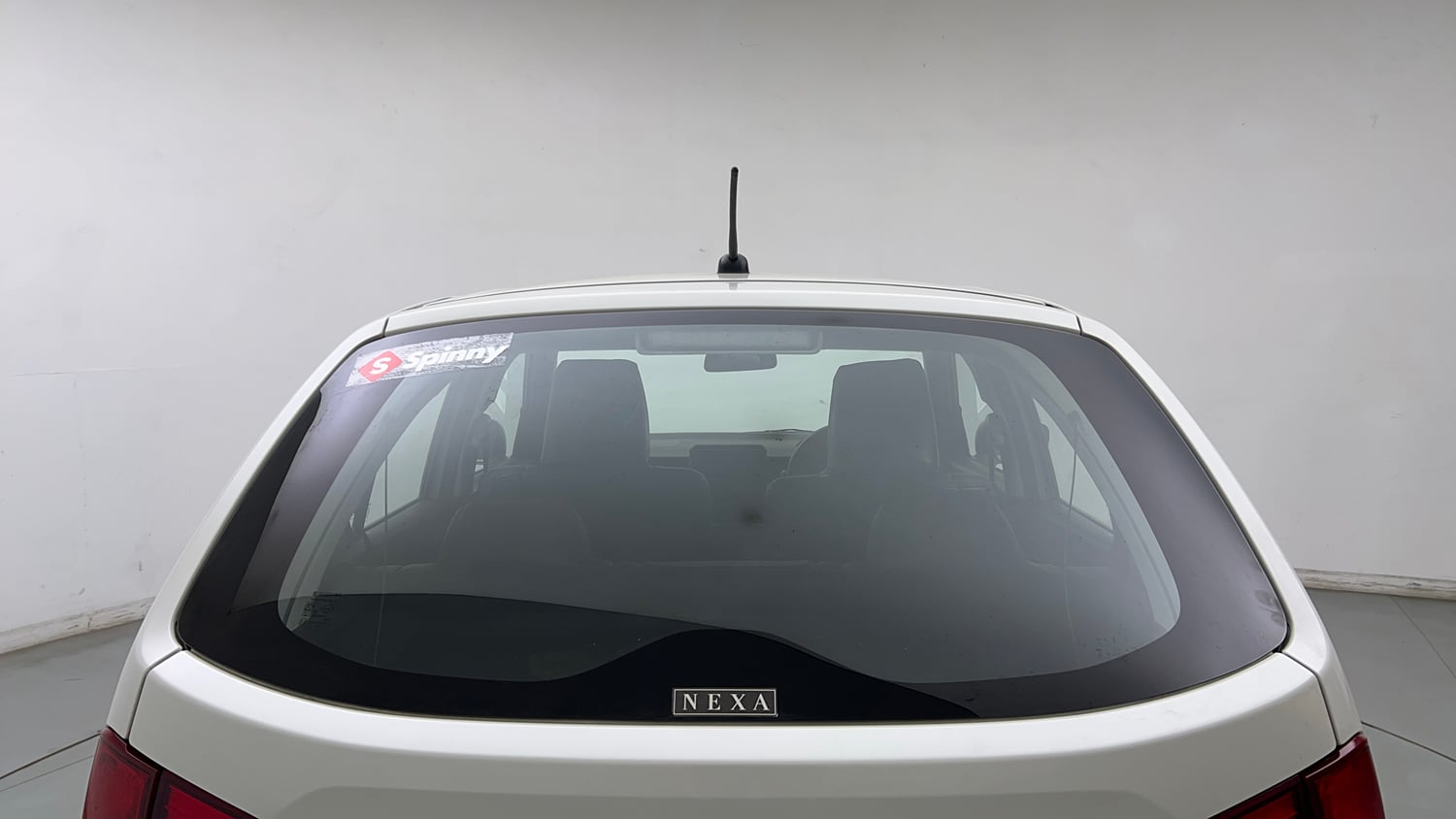 Used 2024 Maruti Suzuki Ignis Sigma 1.2 MT Petrol Manual exterior BACK WINDSHIELD VIEW