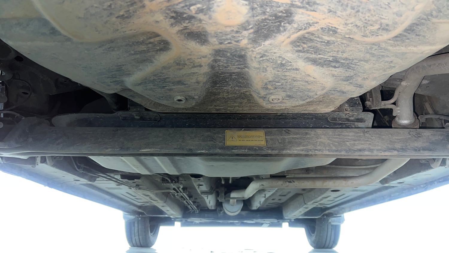 Used 2021 Tata Punch Adventure Rhythm Pack MT Petrol Manual extra REAR UNDERBODY VIEW (TAKEN FROM REAR)
