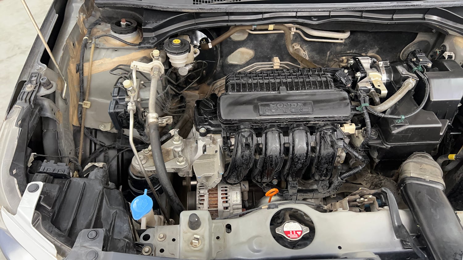 Used 2022 Honda Amaze VX CVT 1.2 Petrol Petrol Automatic engine ENGINE RIGHT SIDE VIEW