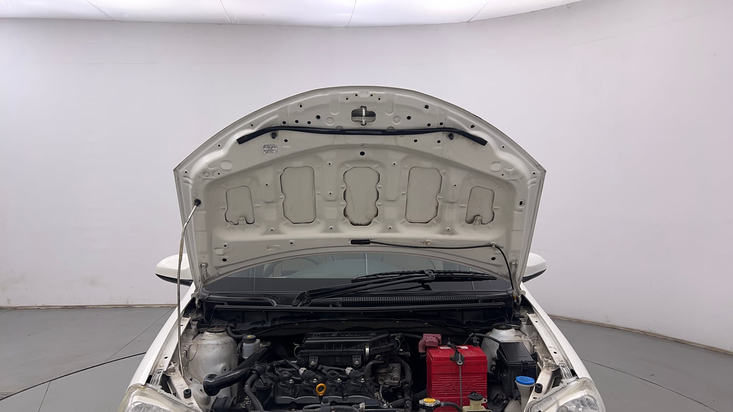 Used 2015 Toyota Etios Liva G Petrol Manual engine ENGINE & BONNET OPEN FRONT VIEW