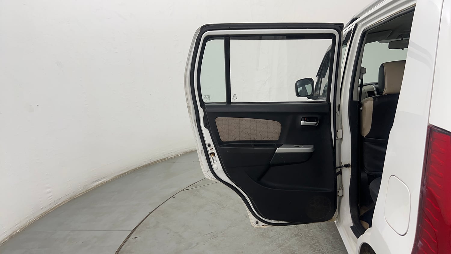 Used 2014 Maruti Suzuki Wagon R VXI Petrol Manual interior LEFT REAR DOOR OPEN VIEW