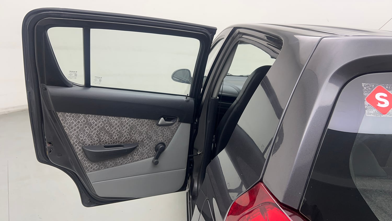 Used 2017 Maruti Suzuki Alto 800 VXi Petrol Manual interior LEFT REAR DOOR OPEN VIEW