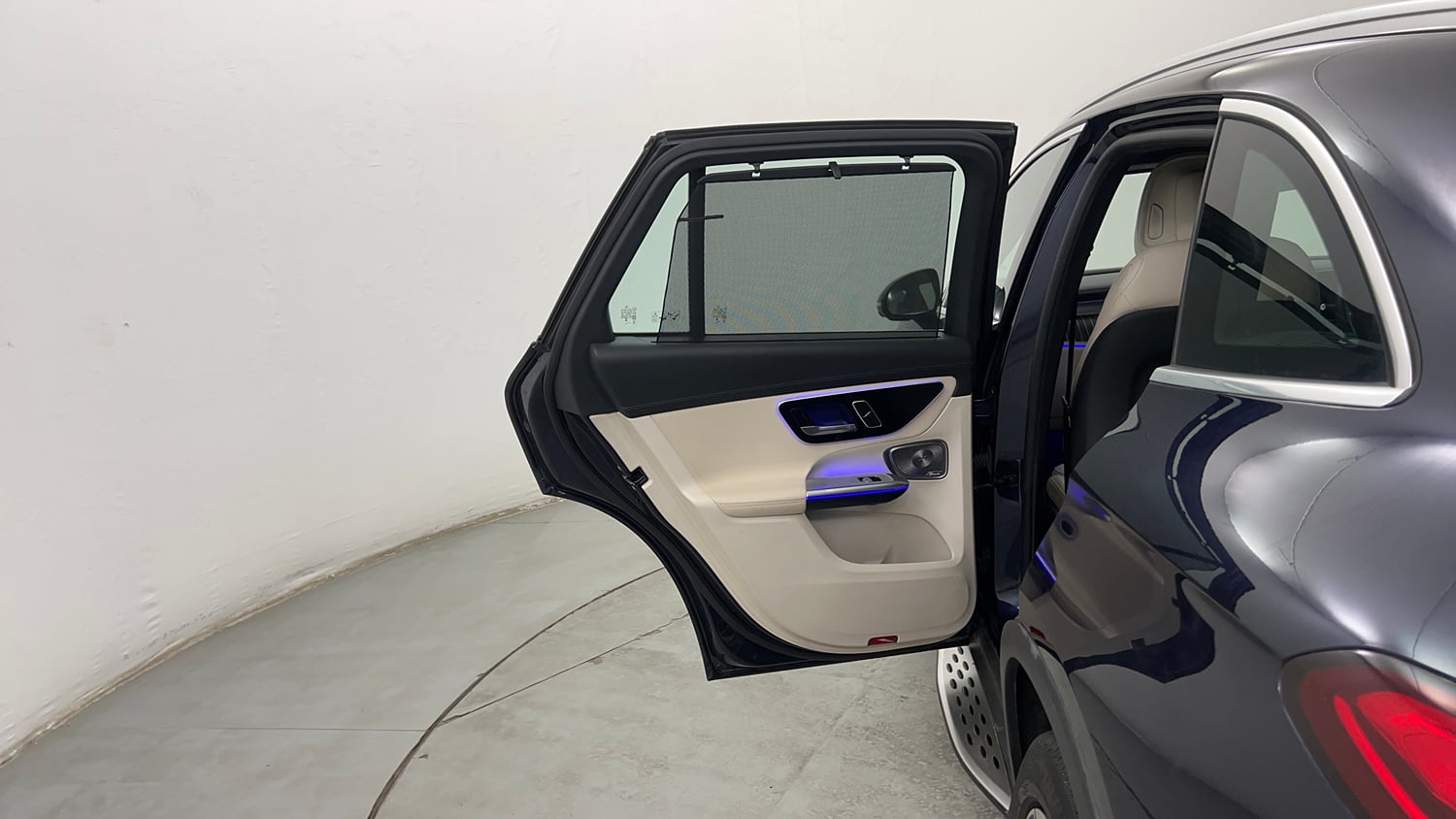 Used 2024 Mercedes-Benz GLC 220d 4MATIC Diesel Automatic interior LEFT REAR DOOR OPEN VIEW
