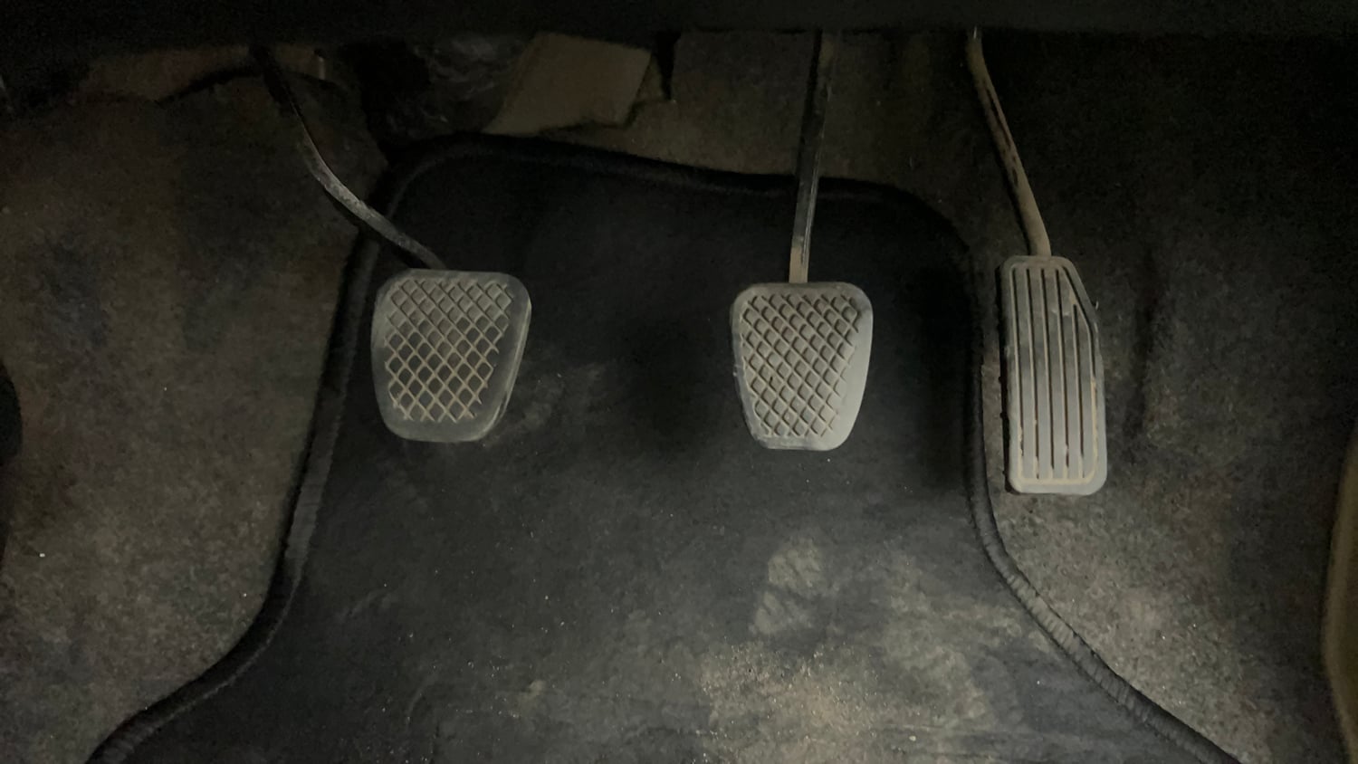 Used 2014 Honda Amaze 1.2 S i-VTEC Petrol Manual interior PEDALS VIEW