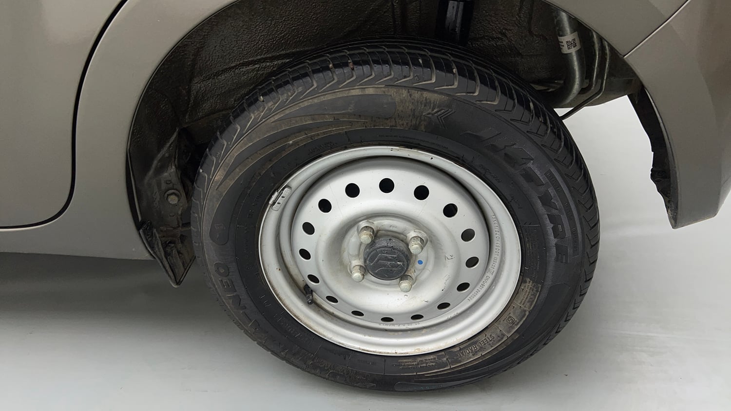 Used 2025 Maruti Suzuki Wagon R LXI 1.0 CNG Cng Manual tyres LEFT REAR TYRE RIM VIEW