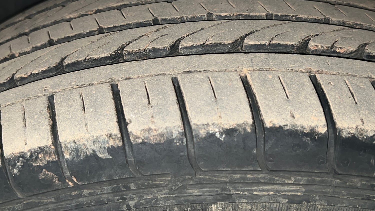 Used 2017 Honda BR-V V CVT Petrol Petrol Automatic tyres LEFT FRONT TYRE TREAD VIEW
