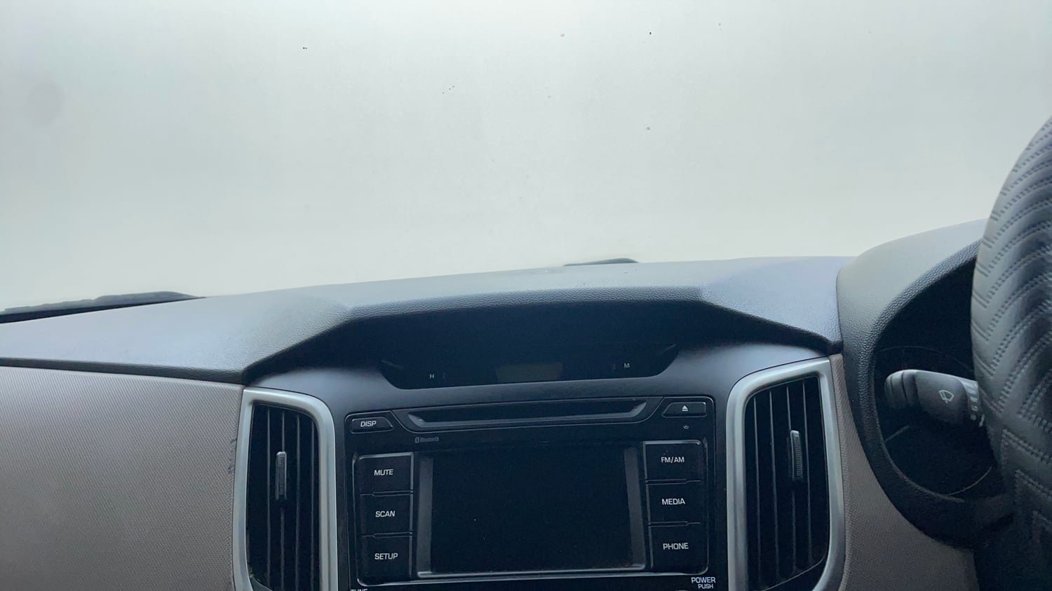 Used 2017 Hyundai Creta E Plus 1.6 Petrol Petrol Manual top_features Touch screen infotainment system