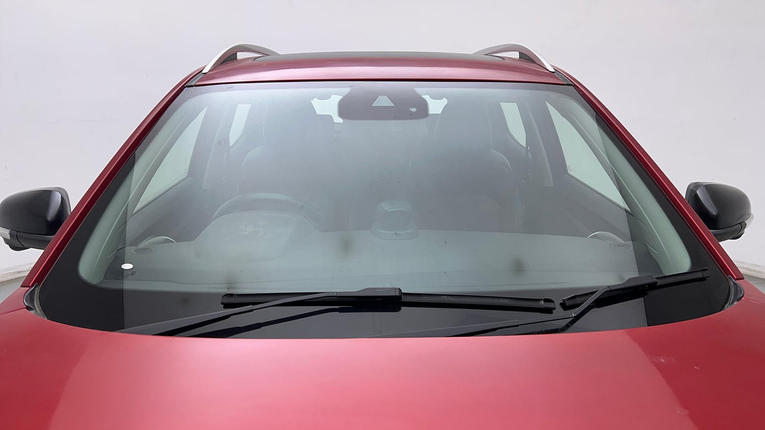 Used 2022 MG Motors Astor Savvy 1.3 Turbo AT S Red Petrol Automatic exterior FRONT WINDSHIELD VIEW
