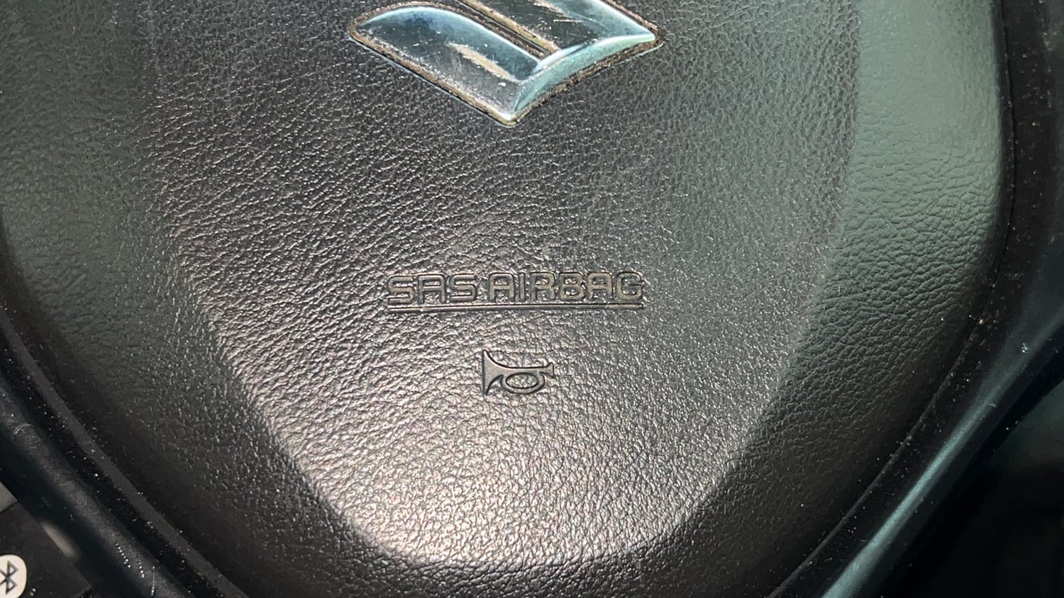 Used 2016 Maruti Suzuki Baleno Zeta 1.2 AT Petrol Automatic top_features Airbags