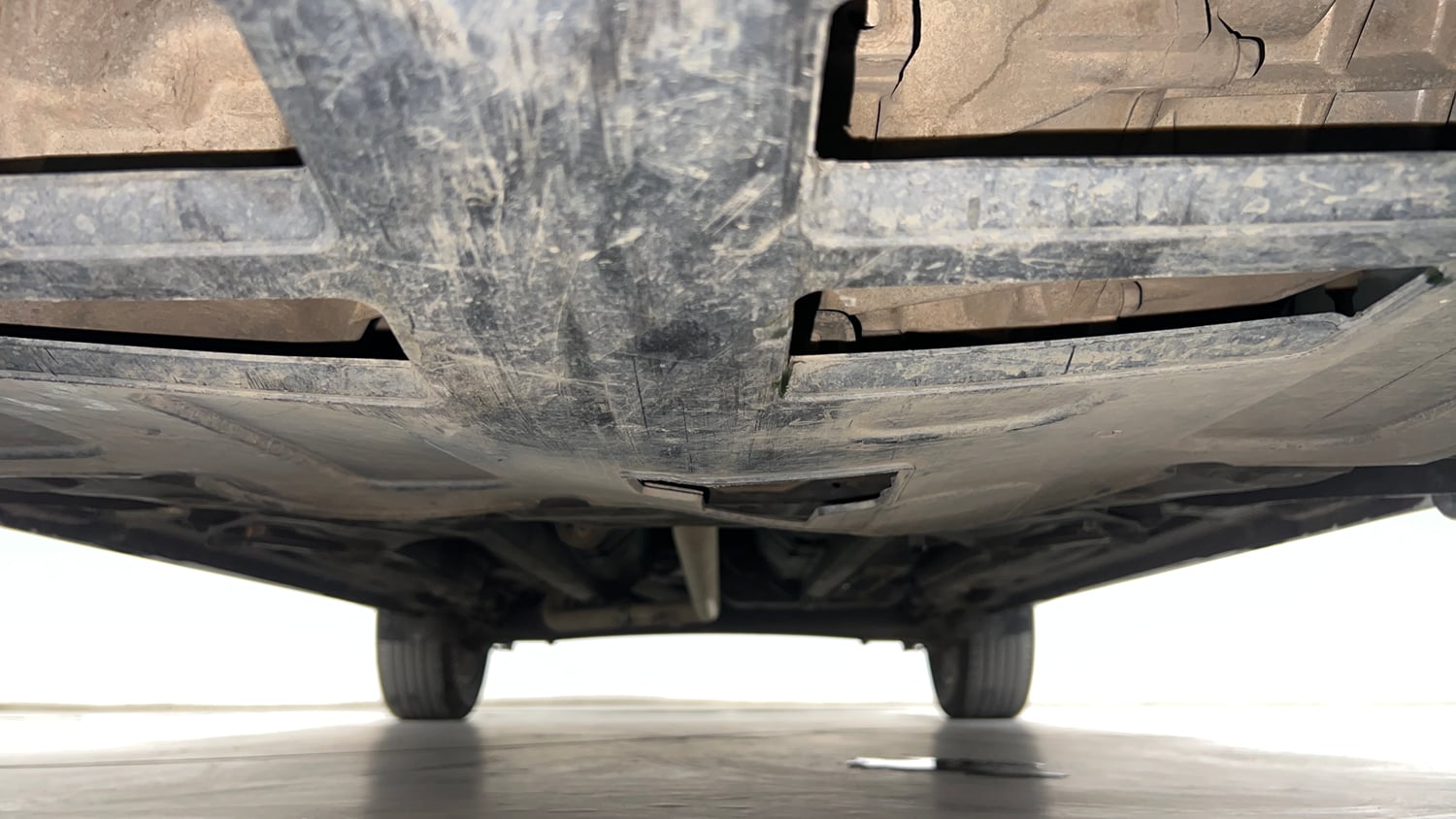 Used 2016 Hyundai Creta 1.6 SX Diesel Manual extra FRONT LEFT UNDERBODY VIEW