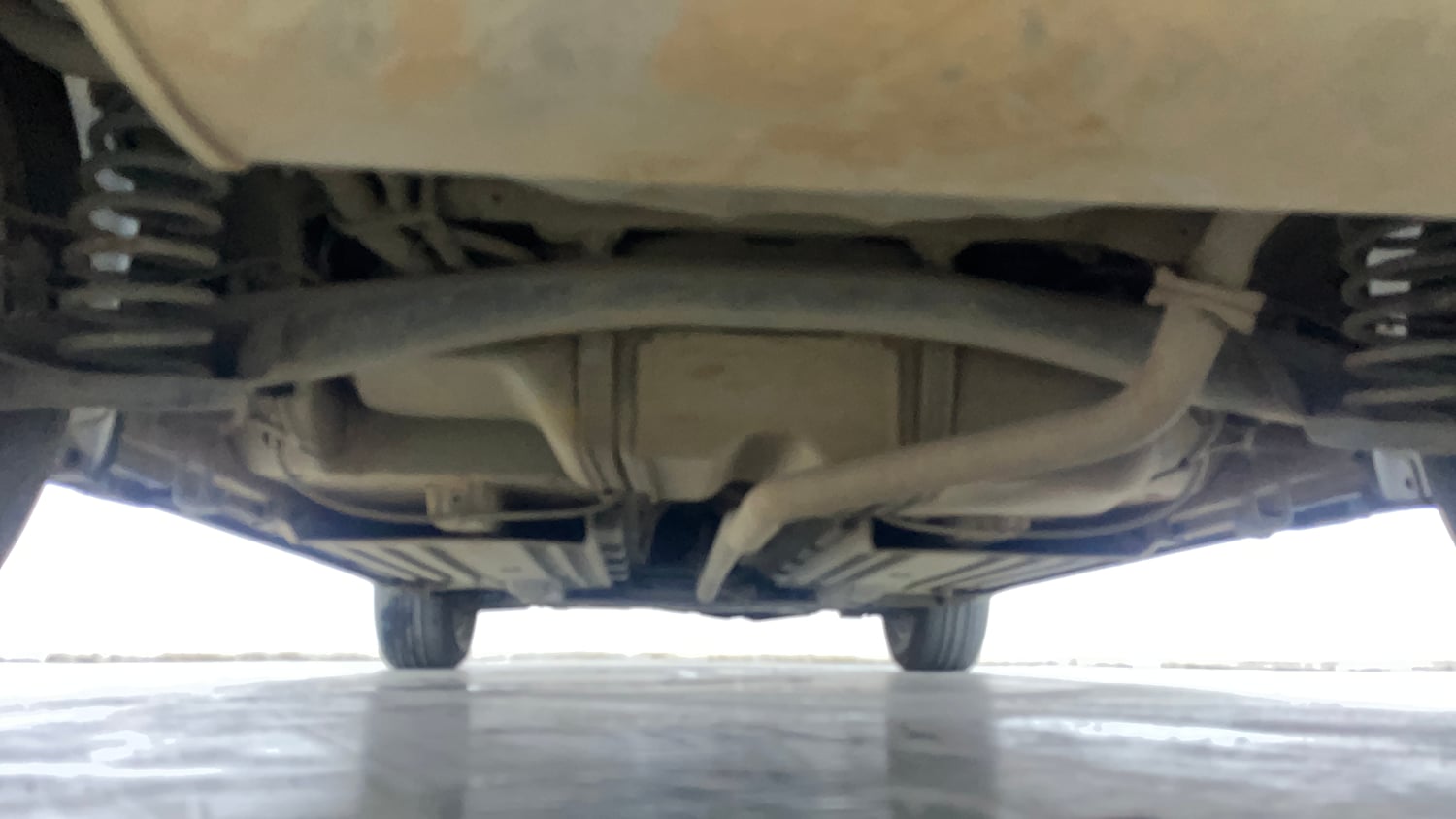 Used 2018 Maruti Suzuki S-Cross Zeta 1.3 Diesel Manual extra REAR UNDERBODY VIEW (TAKEN FROM REAR)