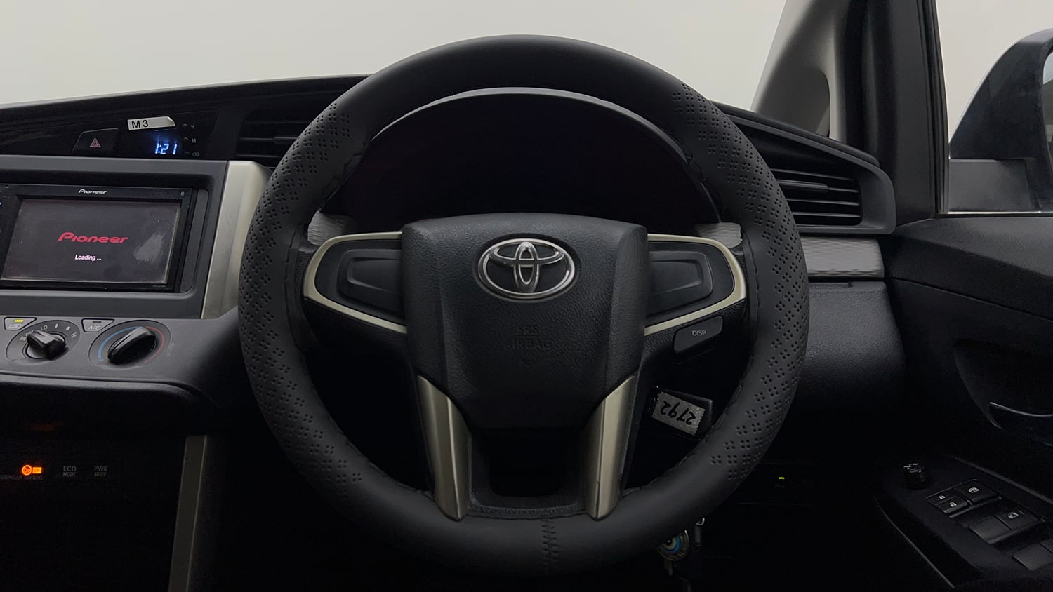 Used 2018 Toyota Innova Crysta 2.4 G 7 STR Diesel Manual interior STEERING VIEW