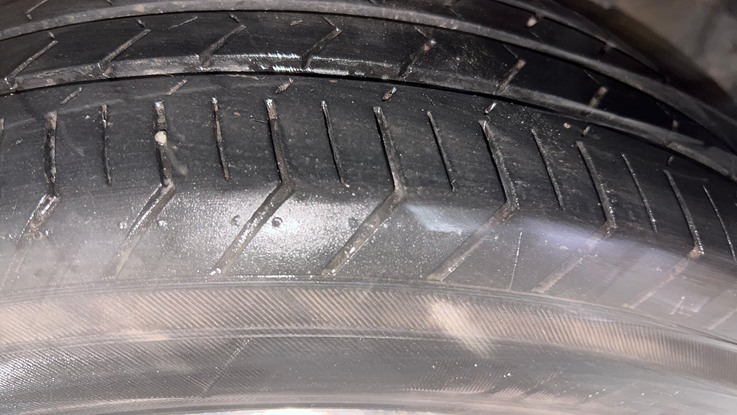Used 2024 Hyundai Grand i10 Nios Asta 1.2 Kappa Petrol Manual tyres LEFT REAR TYRE TREAD VIEW