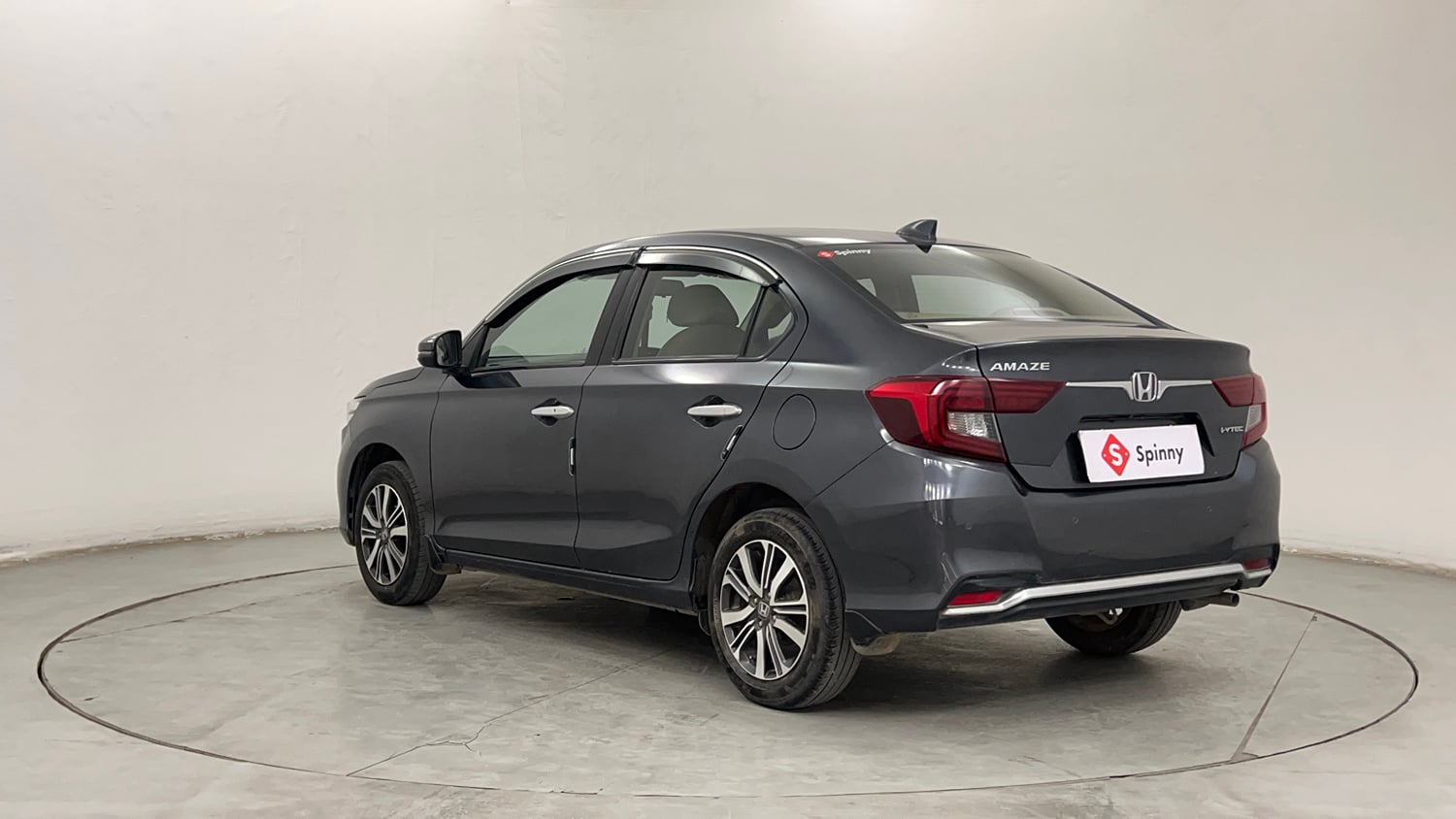 Used 2022 Honda Amaze VX CVT 1.2 Petrol Petrol Automatic exterior LEFT REAR CORNER VIEW
