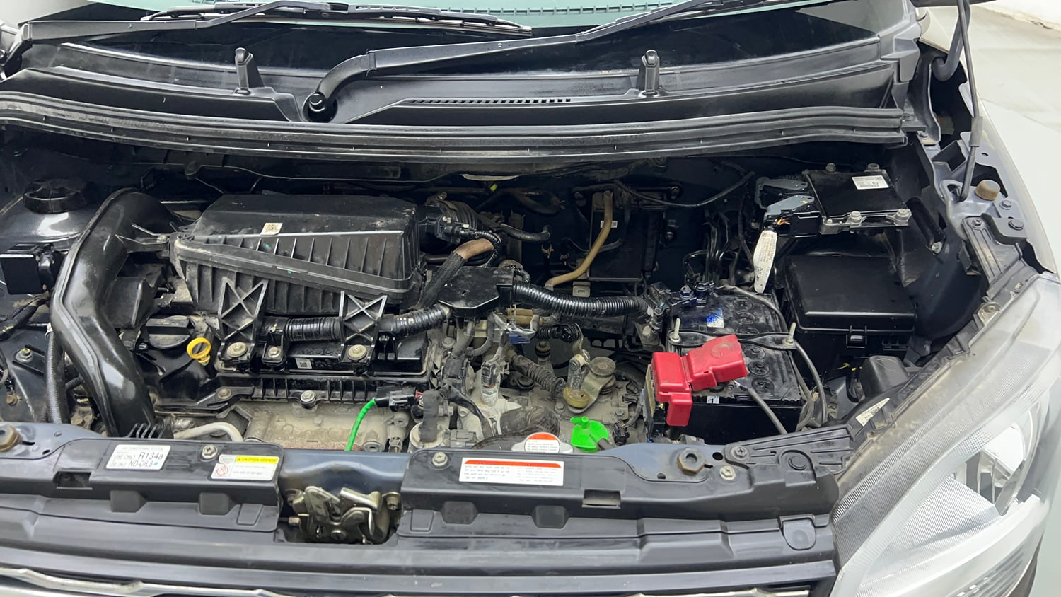 Used 2022 Maruti Suzuki Wagon R VXI 1.0 Petrol Manual engine ENGINE LEFT SIDE VIEW