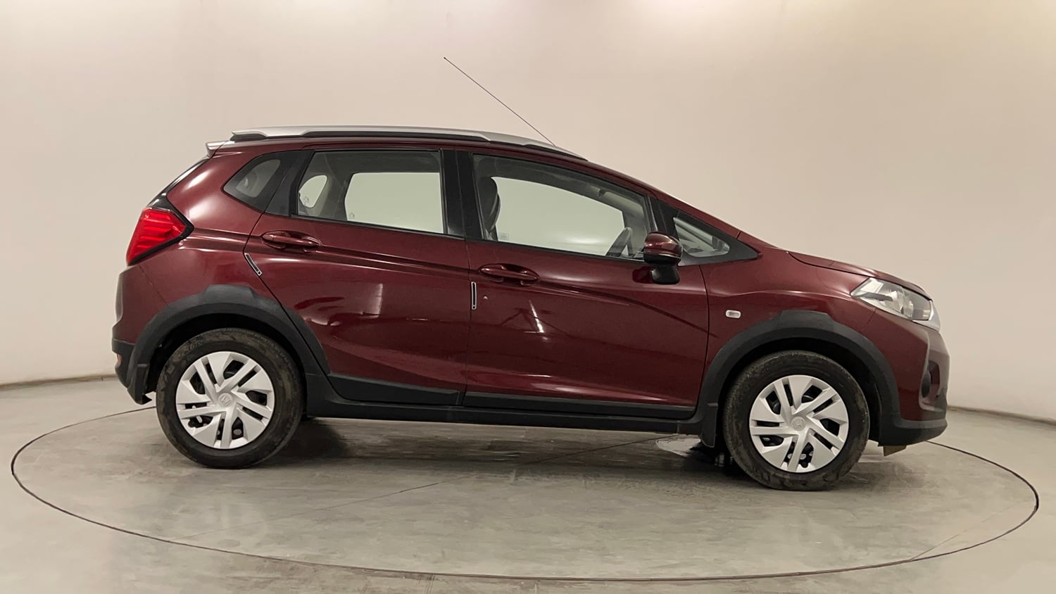 Used 2017 Honda WR-V S MT Petrol Petrol Manual exterior RIGHT SIDE VIEW