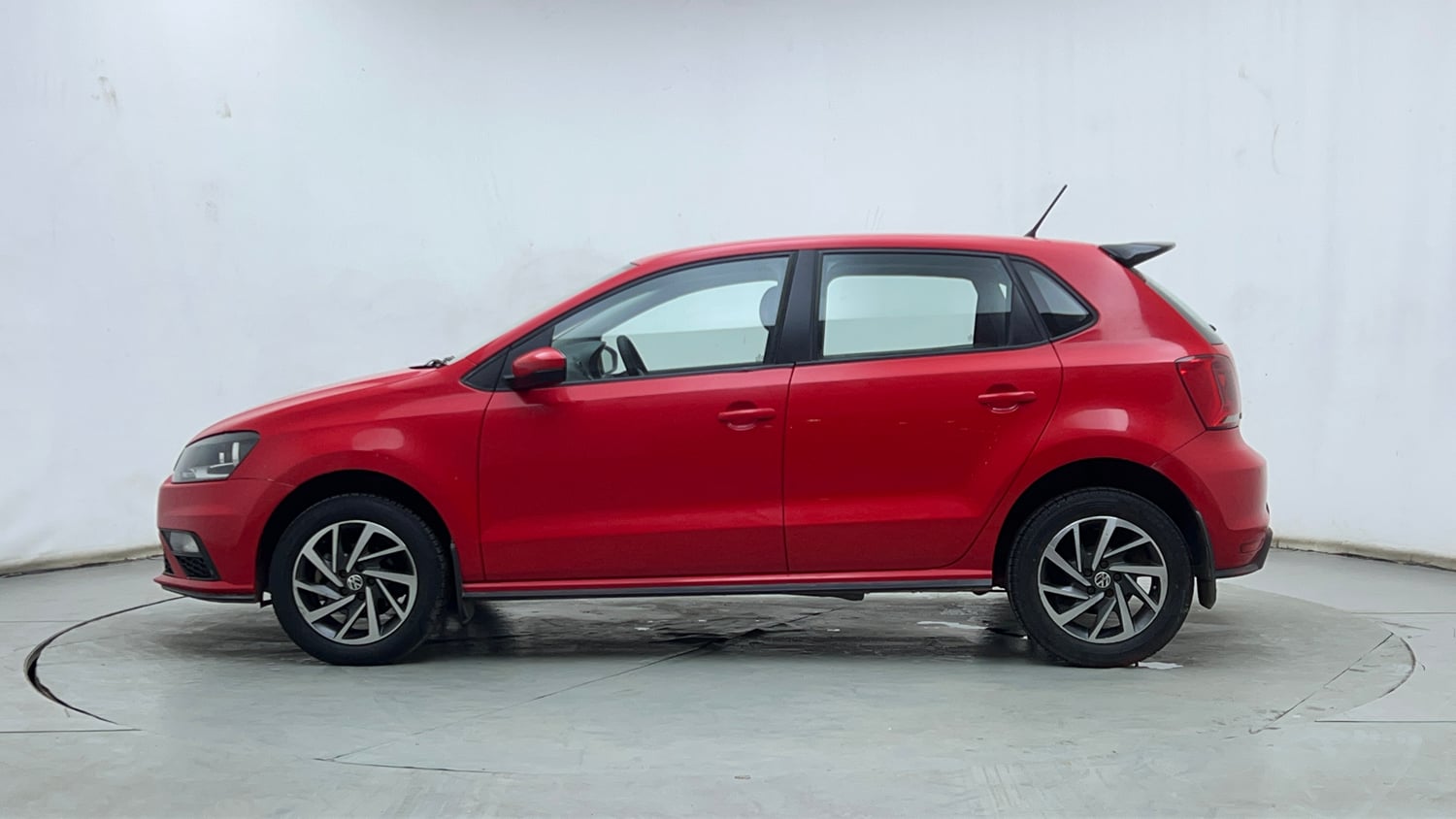 Used 2021 Volkswagen Polo Comfortline 1.0L MPI Petrol Manual exterior LEFT SIDE VIEW