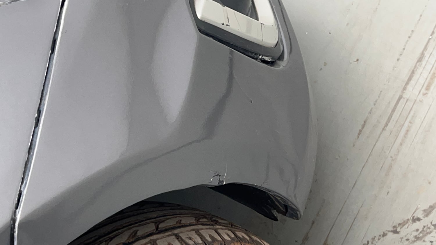 Used 2015 Maruti Suzuki Swift VXi Petrol Manual dents MINOR DENT