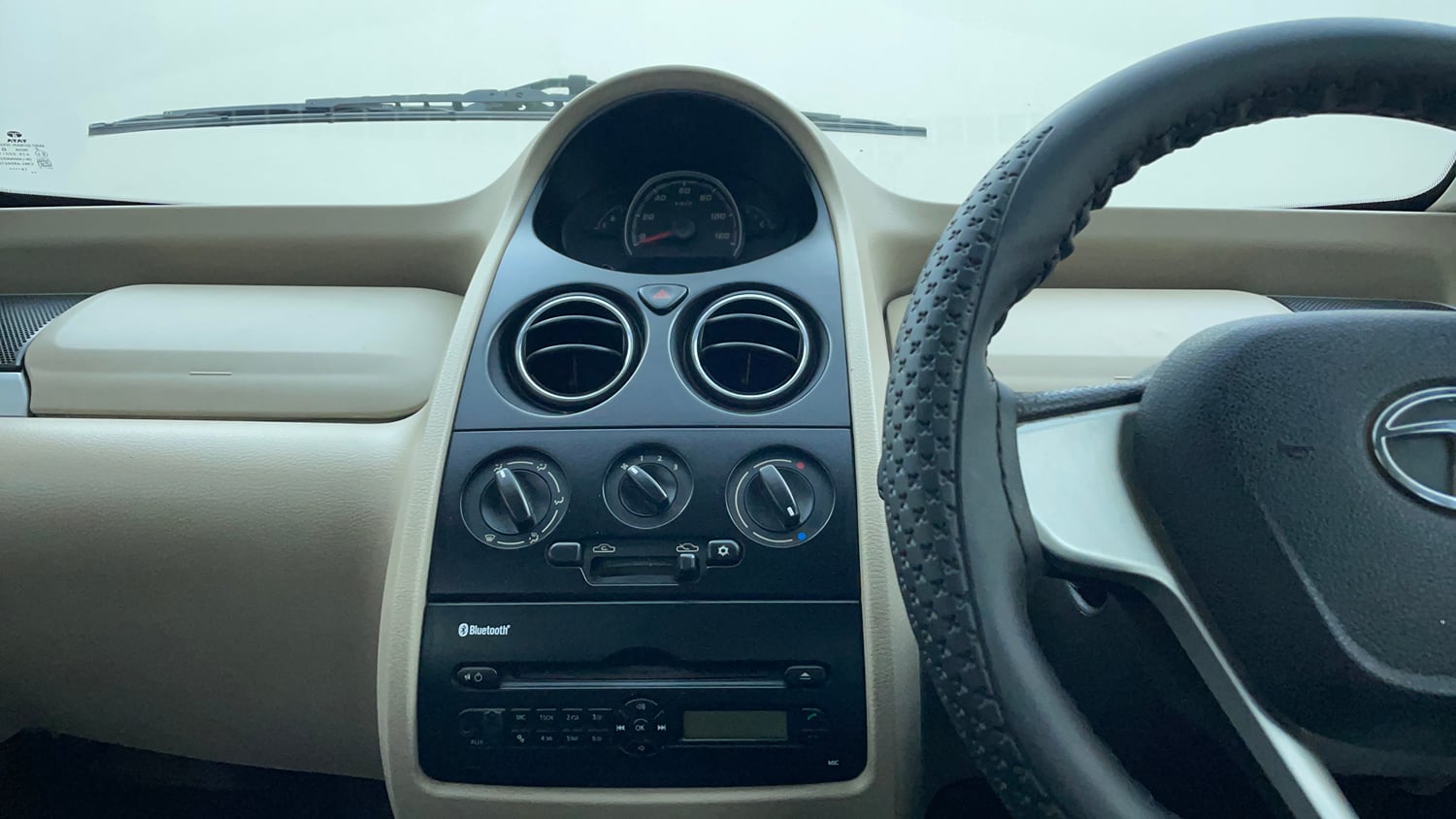 Used 2017 Tata Nano Twist XTA Petrol Automatic interior MUSIC SYSTEM & AC CONTROL VIEW