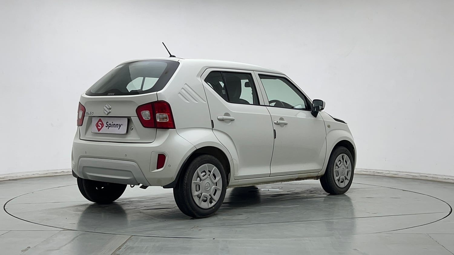 Used 2024 Maruti Suzuki Ignis Sigma 1.2 MT Petrol Manual exterior RIGHT REAR CORNER VIEW