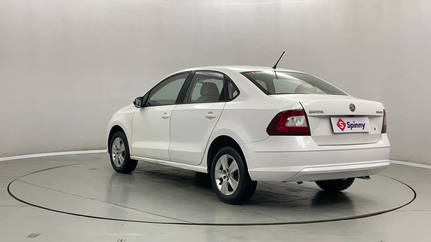 Used 2019 Skoda Rapid Ambition 1.6 MPI AT Petrol Automatic exterior LEFT REAR CORNER VIEW