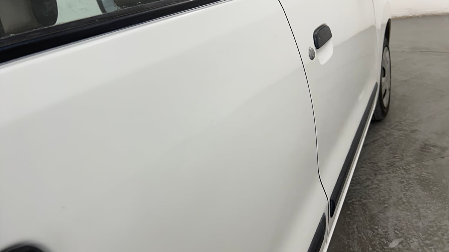 Used 2014 Maruti Suzuki Wagon R VXI Petrol Manual dents MINOR DENT