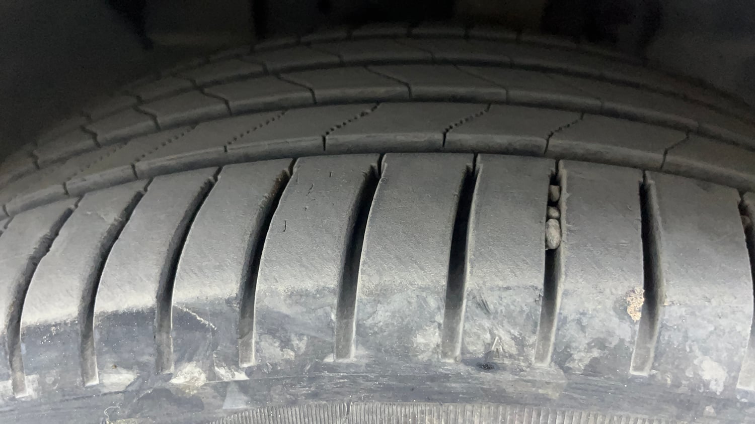 Used 2018 Ford EcoSport Titanium 1.5L TDCi Diesel Manual tyres LEFT FRONT TYRE TREAD VIEW